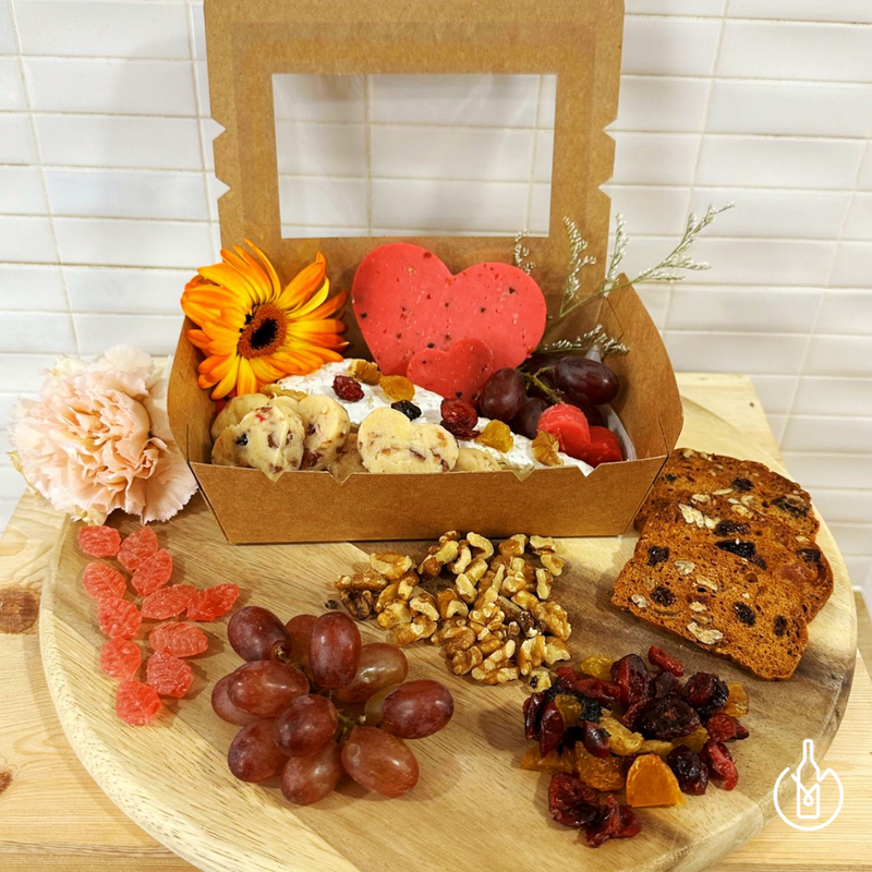 Platter - Je t'aime - Valentine's Day Cheese Box for 2 - LPB Market