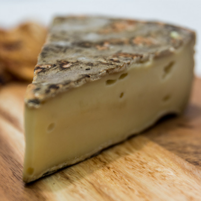 Cheese - Saint Nectaire Fermier Brion +/-200g - LPB Market