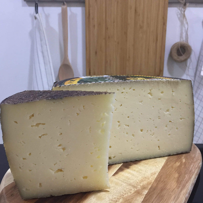 Cheese - Manchego 6 months +/-200g - LPB Market